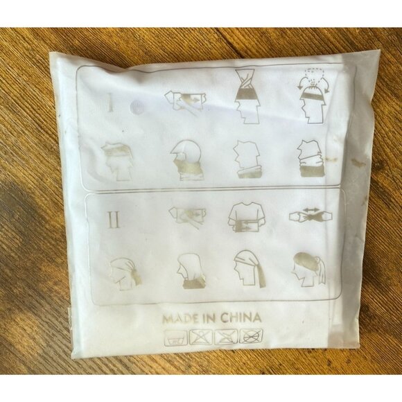 NEW Cogfs Nice Portable Mulit Use Bandana Neck Tube Scraf 24CMx42CM White - Picture 2 of 4